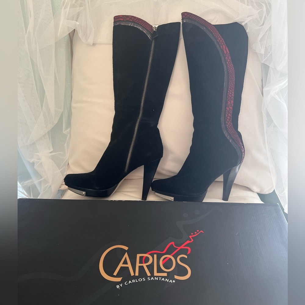 Carlos Santana boots suede black. Side zipper Good condition. 4 inch heels.